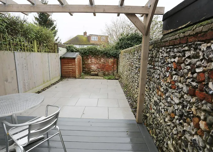 Little Braybrooke Cottage, Central Saffron Walden, Garden